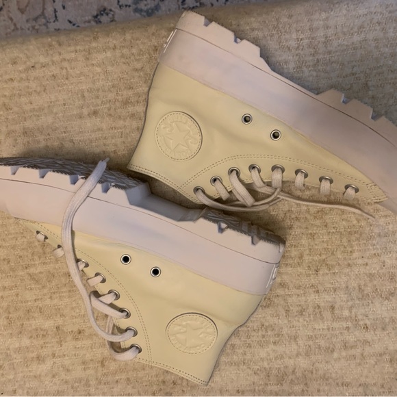 Cream Platform Converse - Picture 3 of 3